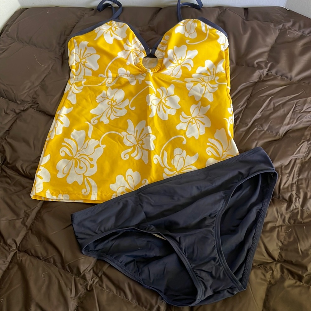 Nautica Two-Piece Yellow and Blue Swimsuit US Size 8